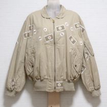 ベージュマーガレット刺繍ブルゾン