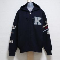 紺ワッペン付きニットパーカー
