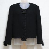 黒グログラントリミングジャケット