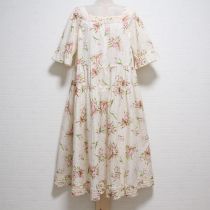 生成チューリップとかすみ草ワンピース