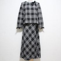 黒系チェックベロアリボン使いカットソー上下
