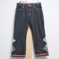 黒刺繍入りデニムパンツ【M】