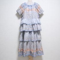 水色花かんむり段々ブラウス&スカート