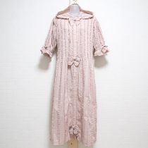 ピンクピコフリルフード付きワンピース