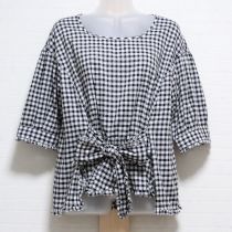黒×白リボンアクセントドロップショルダーブラウス