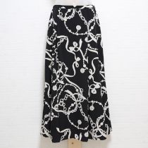 黒リボンとアクセサリーシルエットスカート【S】