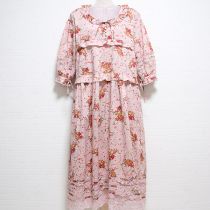 ピンクレース使いかご苺ワンピース
