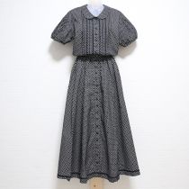 黒ドット通しリボンワンピース