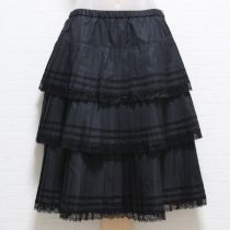 黒レース使いプリーツ段々スカート