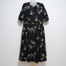 黒ツリー柄ワンピース