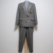 黒系千鳥格子エンブレムパンツスーツ