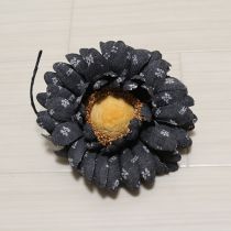 黒系モノグラムデニム雛菊コサージュ
