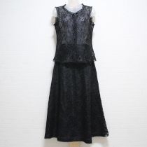 黒リボン飾り総レースブラウス&スカート