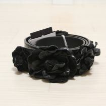黒花モチーフ牛革ベルト【S】