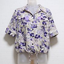 パープル系カラーフルールモチーフ付きブラウス【9号】