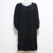 黒リボン付きタックワンピース【9号】