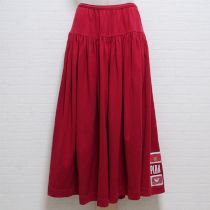 赤ワッペン付きカットソースカート
