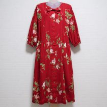 赤薔薇柄ワンピース
