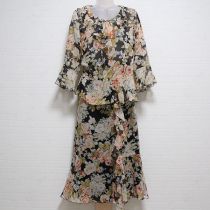 黒花柄シフォンブラウス&スカート