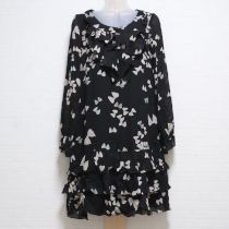 黒リボンプリント裾フリルポリワンピース【9号】