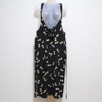 黒マーガレットポリジャンパースカート