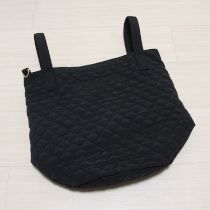 黒ロゴ刺繍キルティングバケツバッグ