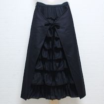 黒段々フリルエプロンスカート