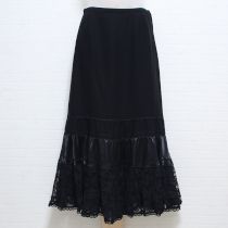 黒裾レースジョーゼットスカート