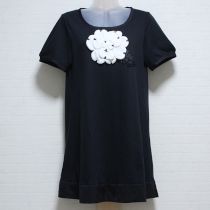 黒カメリアアップリケカットソーチュニック