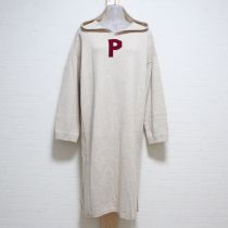 アイボリーフード付きニットワンピース