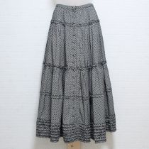 黒ドットピコフリルスカート