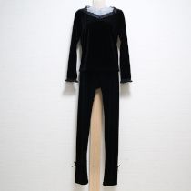 黒レース使いベロアカットソー上下【9号】