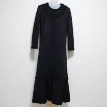 黒クロッシェ使いウールワンピース