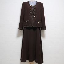 茶グログランリボントリミングスーツ