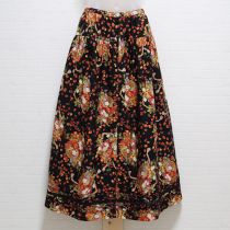 黒フルーツバスケットスカート
