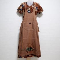 茶セーターくまワンピースタブリエ付き