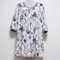 オフ白×ネイビープリントチュニック【9号】