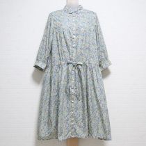 ブルー系小花ワンピース