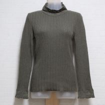 カーキ薔薇模様ハイネックセーター【9号】