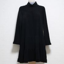 黒フリルタートルカットソーチュニック