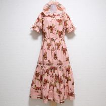 ピンクリボンくまフード付きワンピース