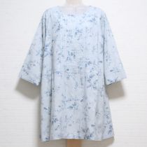 ブルー系花柄チュニック