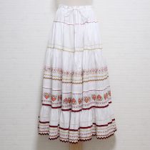 白ハートクロスステッチ刺繍スカート