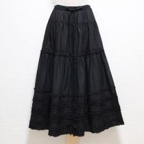 黒ピコフリルローンスカート