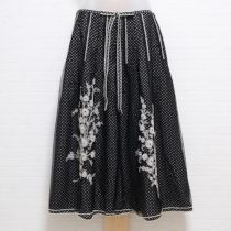 黒刺繍入りチュール使いドットスカート【9号】