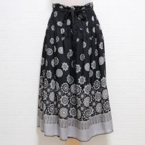 黒クロッシェプリントスカート【9号】