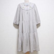 グレー系ピーターラビット刺繍ストライプワンピース