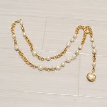 ロゴ入りパールチェーンベルト