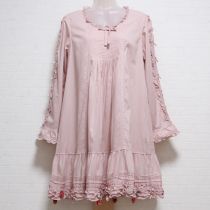 ピンクサテンリボン使い苺モチーフローンチュニック