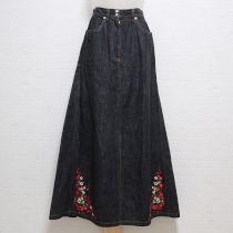 黒チェリー刺繍デニムスカート【M】